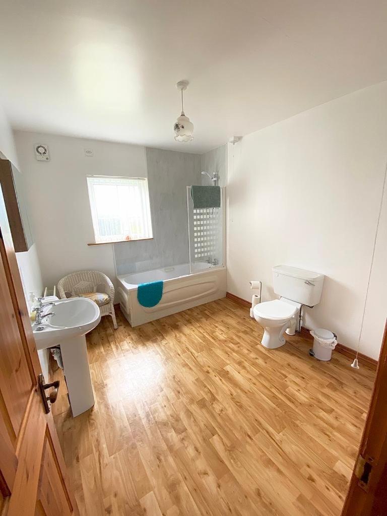 Quiet Farm Cottage Enniskillen Fermanagh Luaran gambar